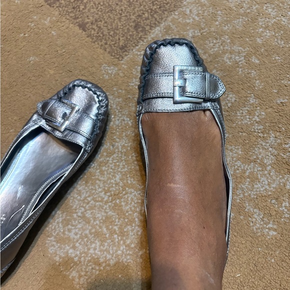 BCBG Metallic Pewter Leather Flats with Buckle - Picture 2 of 14